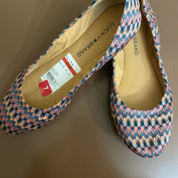 Lucky Brand / Emmie Flats - Picture 3 of 3